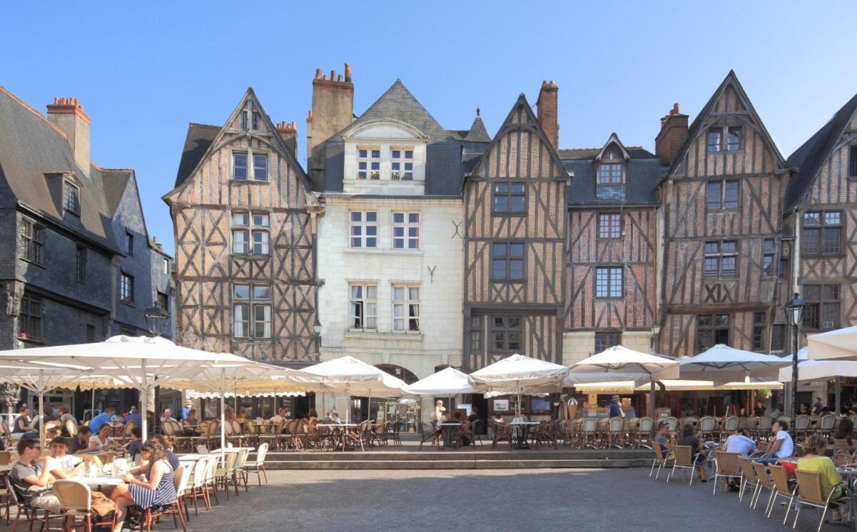Charme D'Ancien Au Coeur De Vieux-Tours Apartment ภายนอก รูปภาพ